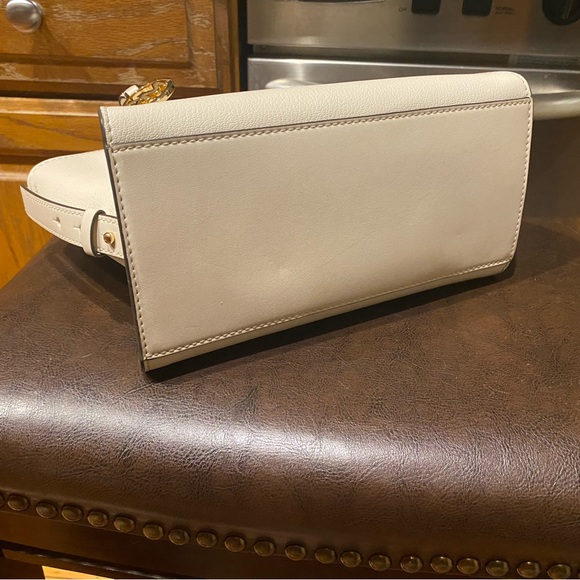 Michael Kors Avril Crossbody & Satchel Purse & Pink Jetset Wallet - Picture 9 of 11